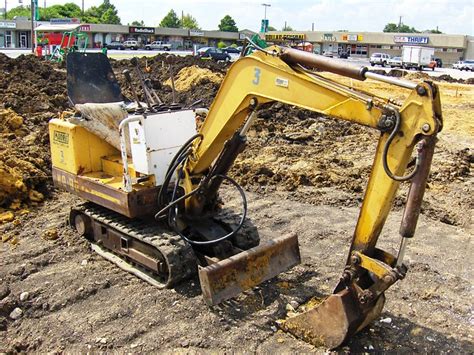 k3e nissan n220 mini giant excavator|Nissan N 260.2 excavator specs (1990 .